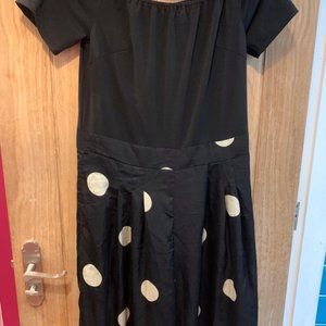 very beautiful dress